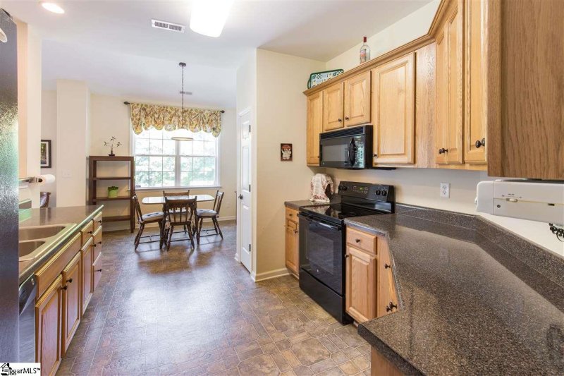 Property image 5 at 205 Wild Thorn Lane, Greenville, SC 29615