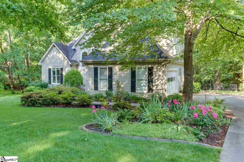 Property image 2 at 102 Galax Court, Easley, SC 29642