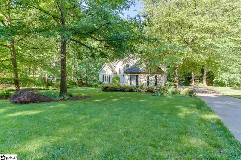 Property image 3 at 102 Galax Court, Easley, SC 29642