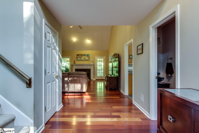 Property image 4 at 102 Galax Court, Easley, SC 29642