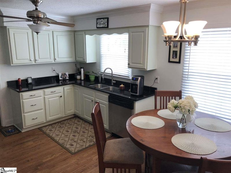 Property image 2 at 5010 Coach Hill Drive, Greenville, SC 29615