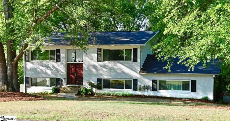 Property image 2 at 310 Dellrose Circle, Taylors, SC 29687-3808