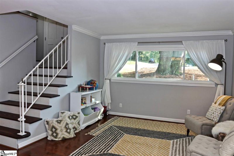 Property image 5 at 310 Dellrose Circle, Taylors, SC 29687-3808