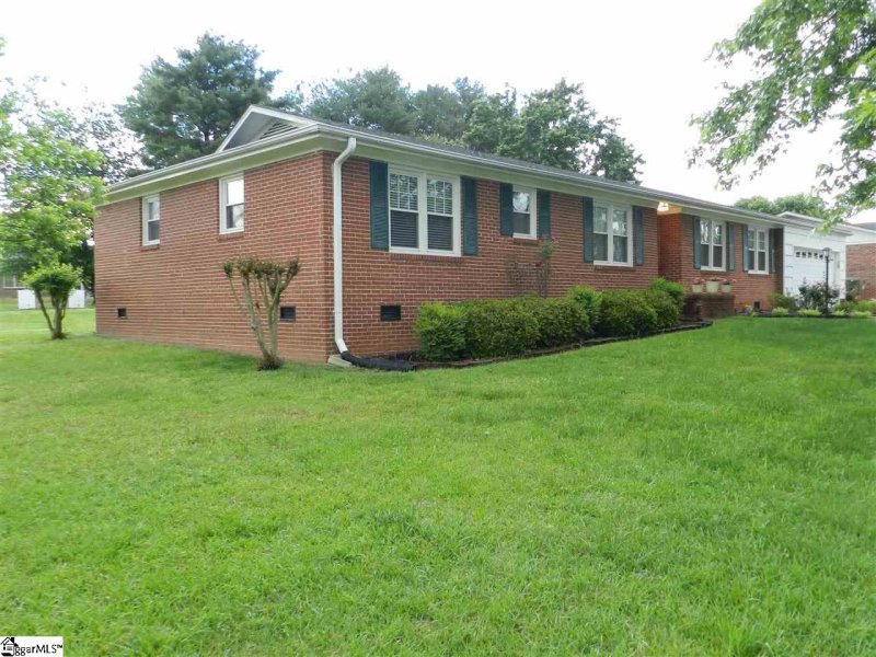 Property image 5 at 116 Amberwood Lane, Mauldin, SC 29662