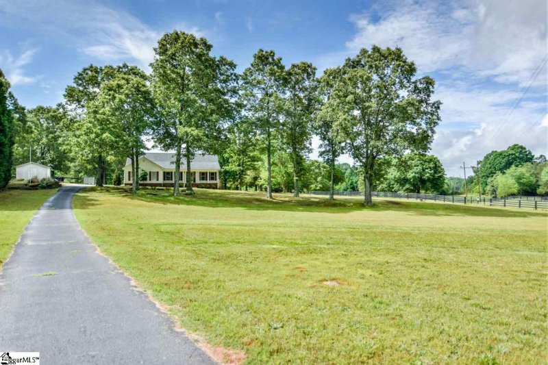 Property image 5 at 735 Jenkins Bridge Road, Simpsonville, SC 29680