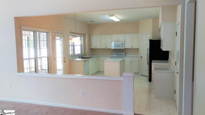 Property image 5 at 15 Blanton Lane, Greer, SC 29650