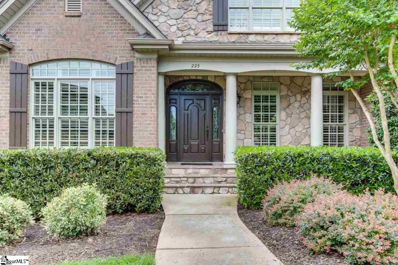 Property image 2 at 225 Glen Abbey Way, Greer, SC 29650