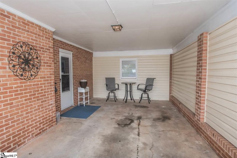 Property image 4 at 216 Bentwood Drive, Piedmont, SC 29673