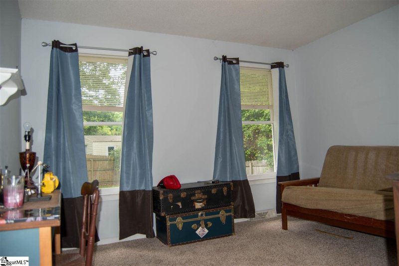 Property image 3 at 100 Fernande Drive, Mauldin, SC 29662