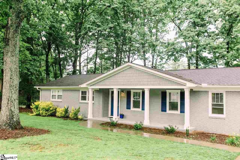 Property image 3 at 30 Greenwood Avenue, Greenville, SC 29615