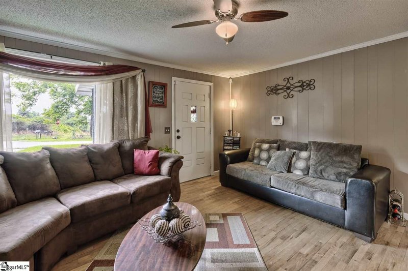 Property image 4 at 100 Onyx Lane, Easley, SC 29640