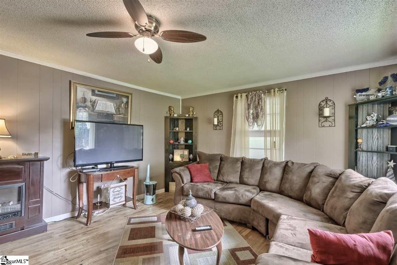 Property image 5 at 100 Onyx Lane, Easley, SC 29640