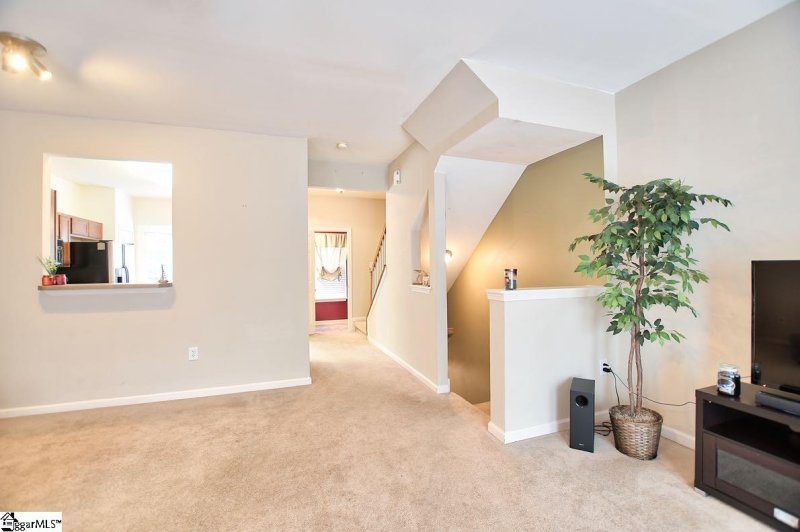 Property image 3 at 216 Cambria Court, Mauldin, SC 29662