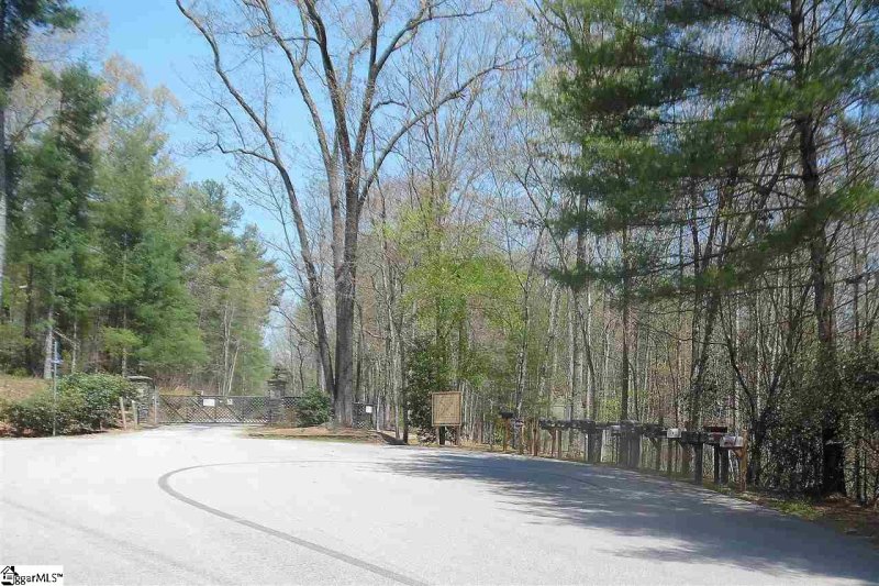 Property image 3 at 355 Big Oak Trail, Mountain Rest, SC 29664