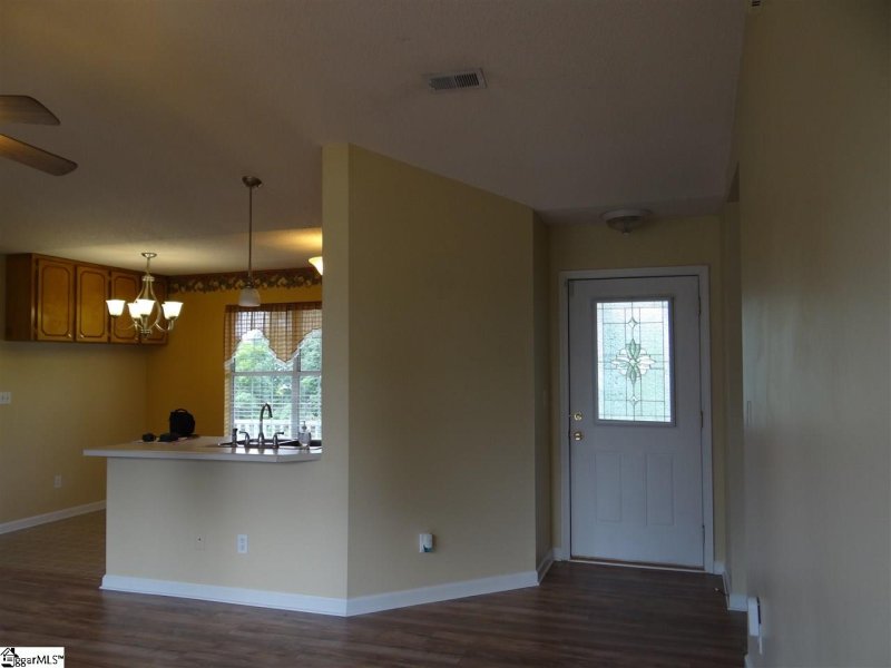 Property image 4 at 141 Highland Ridge Trail, Boiling Springs, SC 29316