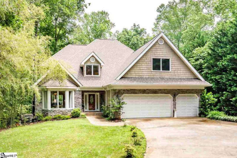 215 Cove Harbor Court