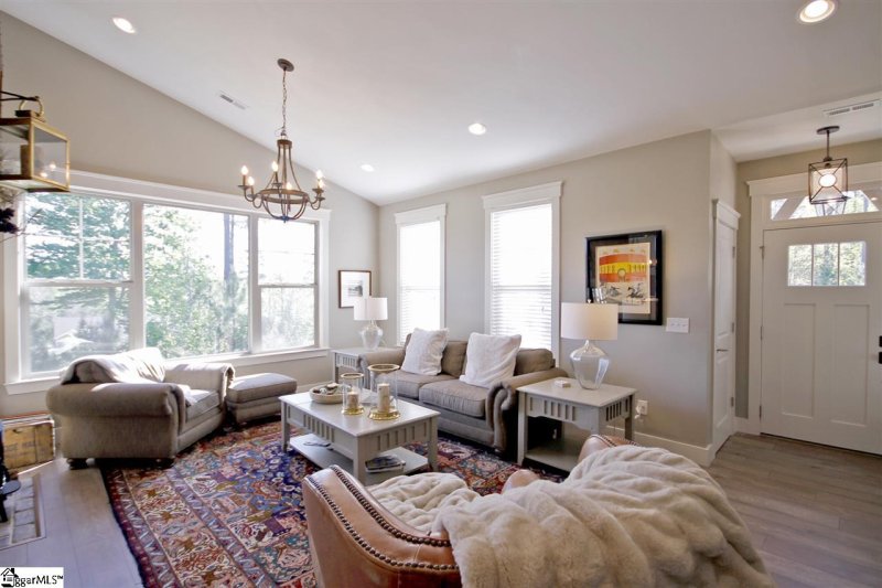 Property image 3 at 303 Signature Drive, Travelers Rest, SC 29690