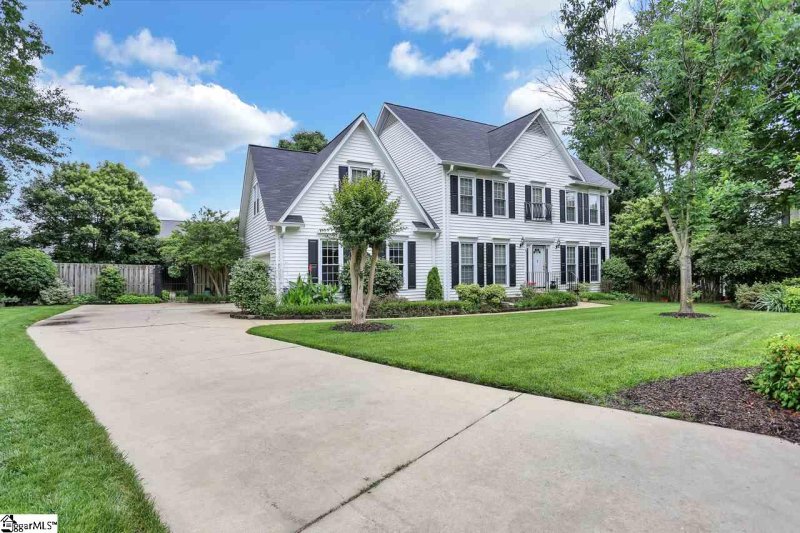 Property image 2 at 3 Andromeda Court, Greenville, SC 29615