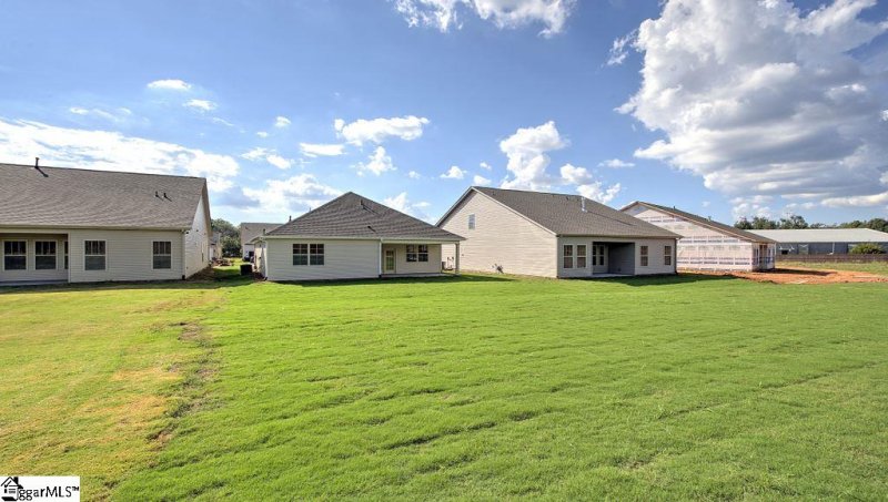 Property image 4 at 126 Rossmoor Court, Anderson, SC 29621