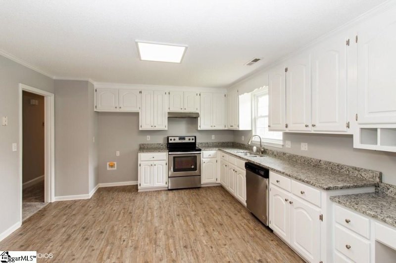 Property image 2 at 112 Redwood Drive, Easley, SC 29642