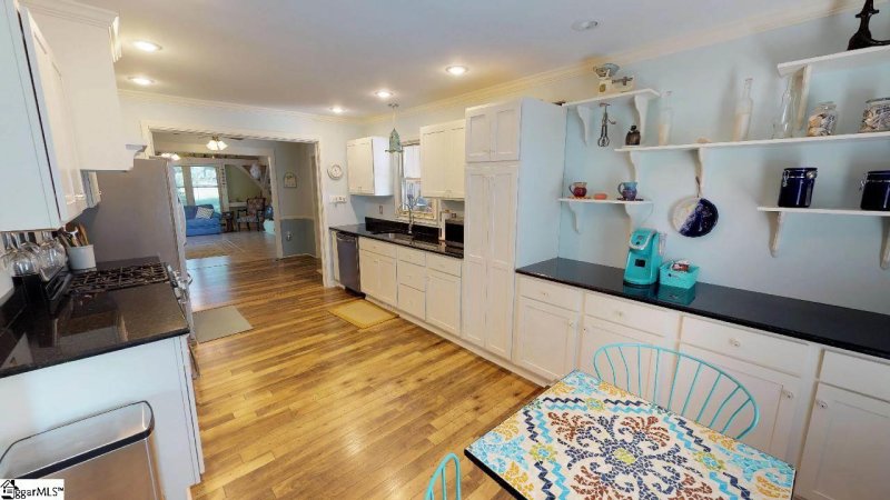 Property image 5 at 204 Wemberly Drive, Simpsonville, SC 29681