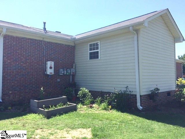 Property image 5 at 302 Wemberly Lane, Simpsonville, SC 29681