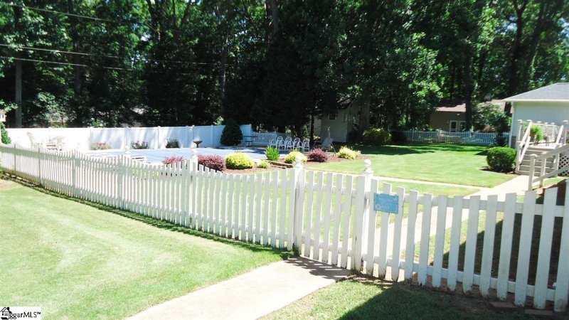 Property image 5 at 505 Cambridge Drive, Spartanburg, SC 29301
