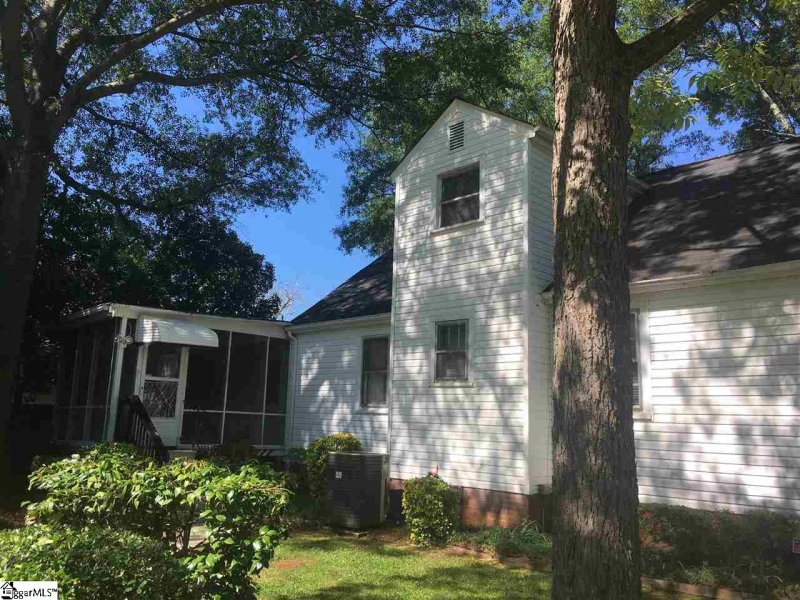 Property image 4 at 3908 Old Buncombe Road, Greenville, SC 29617-3002