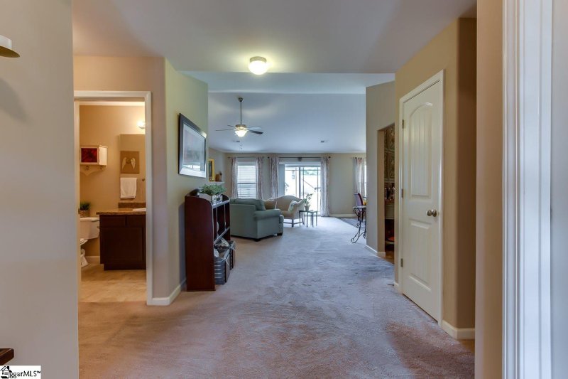 Property image 4 at 10 Horizon Drive, Simpsonville, SC 29681