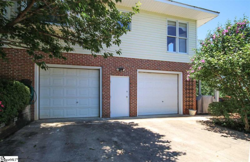 Property image 3 at 148 BURLWOOD Drive, Greer, SC 29651