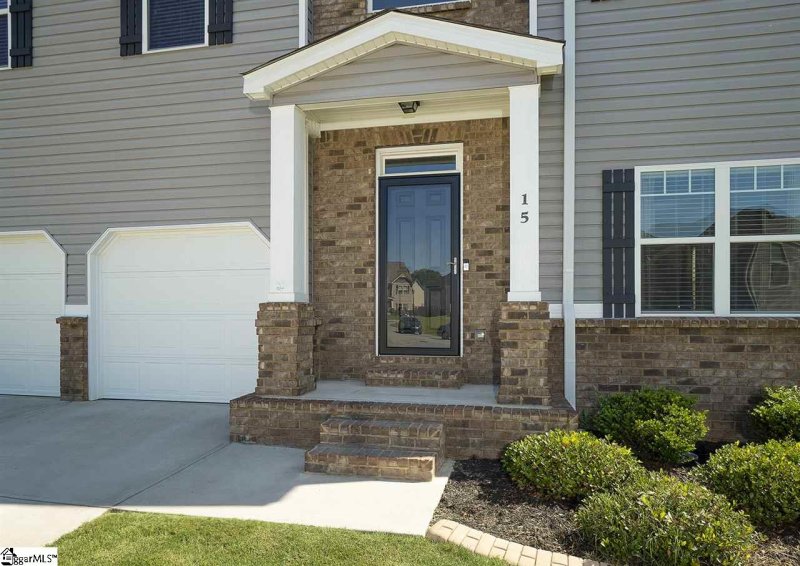 Property image 3 at 15 Wildbriar Court, Simpsonville, SC 29681
