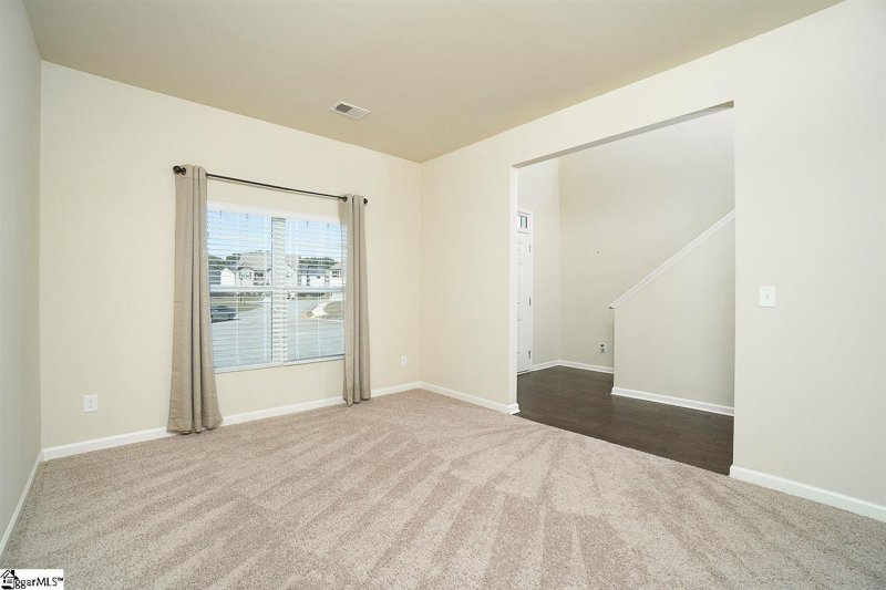 Property image 5 at 15 Wildbriar Court, Simpsonville, SC 29681