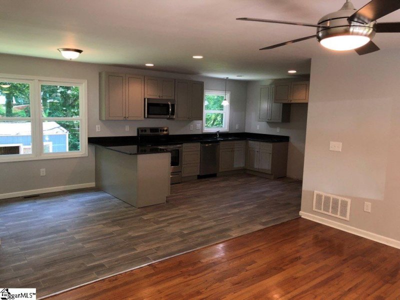 Property image 4 at 105 Cliffwood Court, Fountain Inn, SC 29644