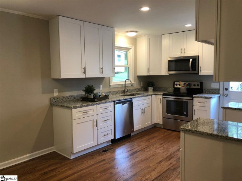 Property image 2 at 102 Cliffwood Court, Fountain Inn, SC 29644