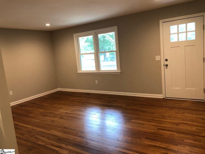 Property image 4 at 102 Cliffwood Court, Fountain Inn, SC 29644