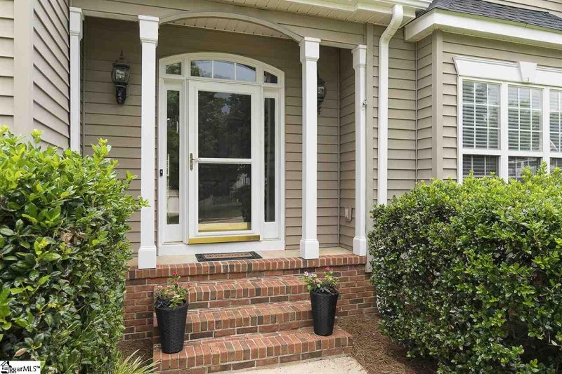 Property image 3 at 112 Richglen Way, Greer, SC 29651