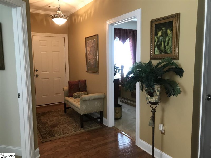 Property image 2 at 324 Shallow Drive, Taylors, SC 29687