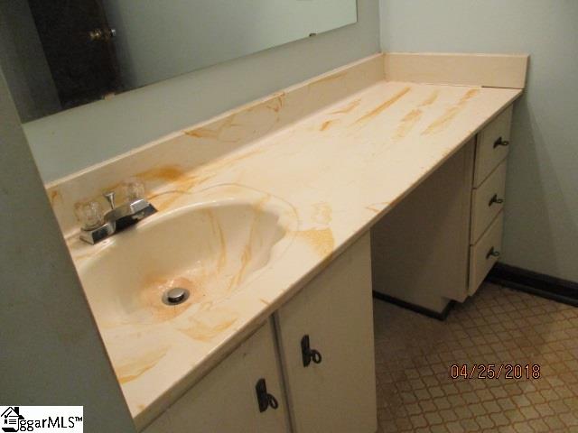 Property image 5 at 104 Tar Boulevard, Greenville, SC 29605