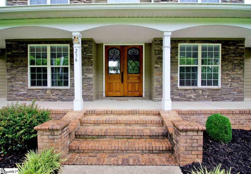 Property image 4 at 236 Ridgeland Drive, Six Mile, SC 29682