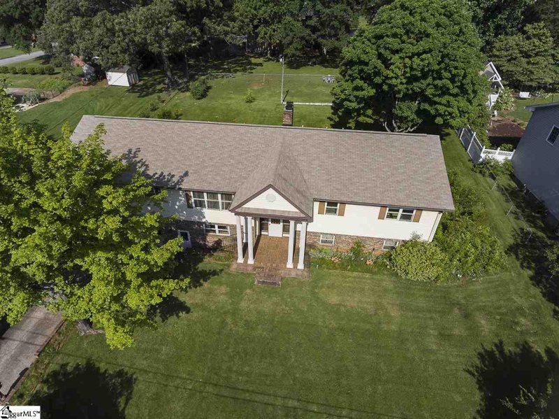 Property image 3 at 18 Sandringham Road, Taylors, SC 29687