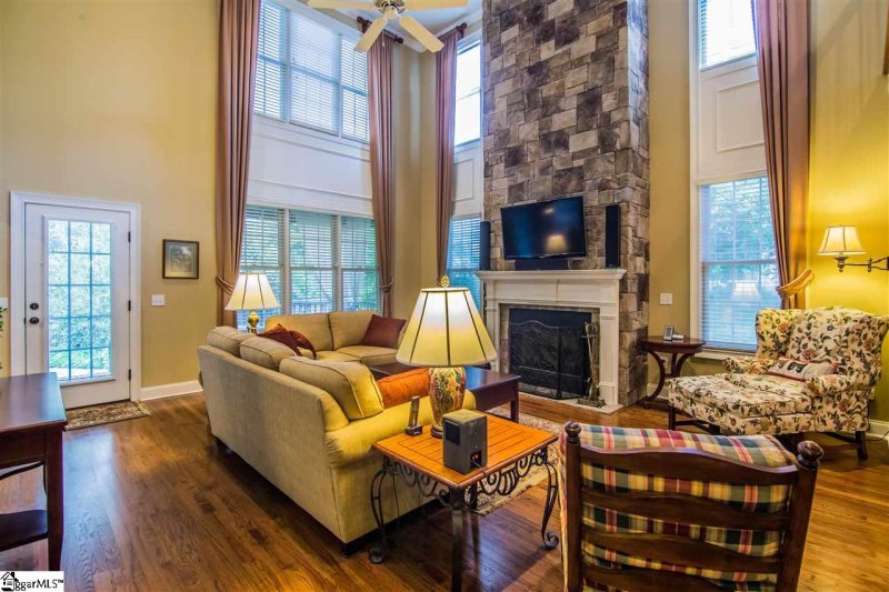 Property image 2 at 313 Newfort Place, Greenville, SC 29607