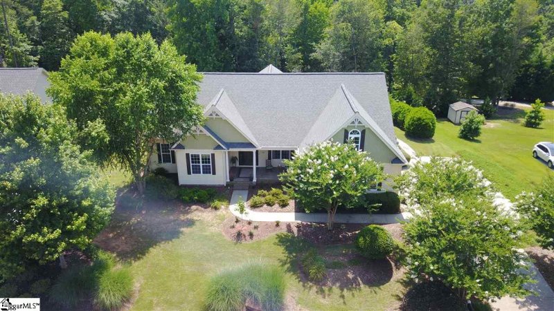 Property image 2 at 6 San Bruno Court, Greer, SC 29651