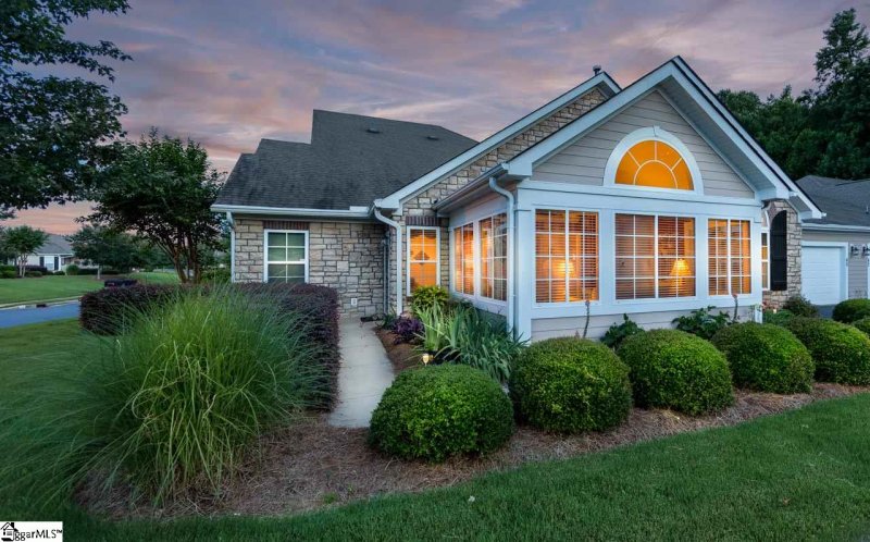 Property image 2 at 60 Fudora Circle, Simpsonville, SC 29681