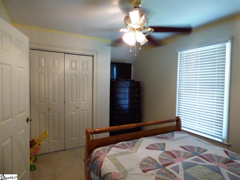 Property image 4 at 10 Richden Court, Taylors, SC 29687