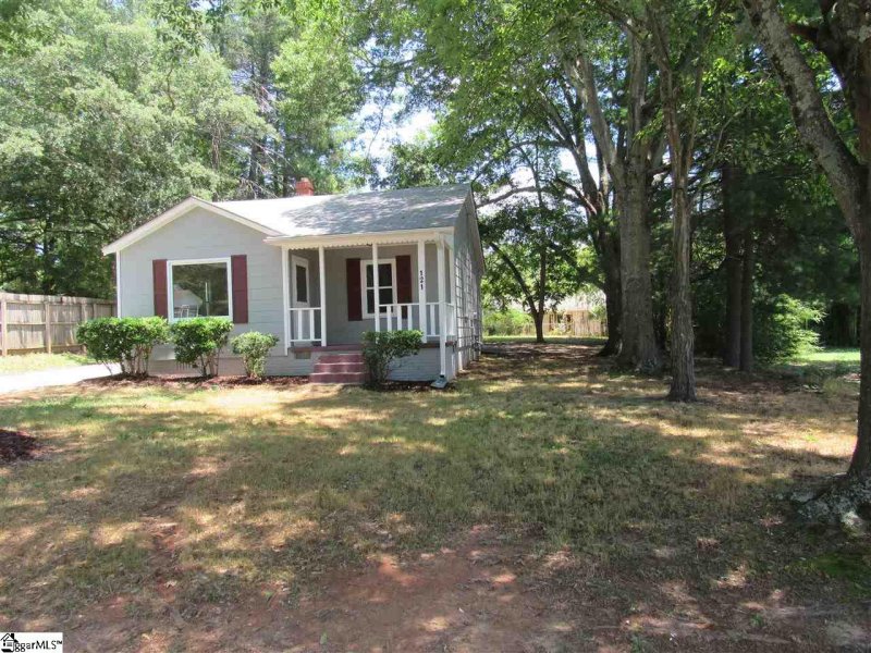 Property image 3 at 121 ROPER Street, Easley, SC 29640