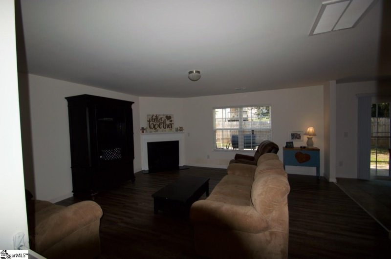 Property image 5 at 675 Markham Circle, Moore, SC 29369
