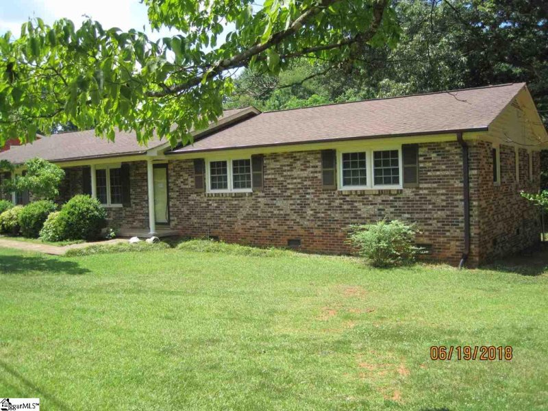 Property image 3 at 100 Keene Drive, Travelers Rest, SC 29690