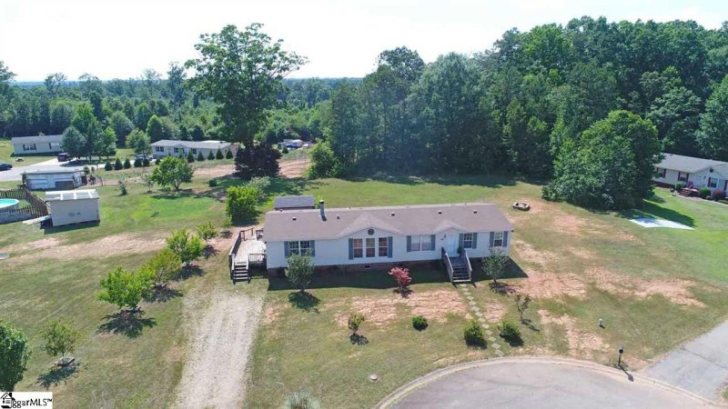 Property image 2 at 503 Montbrook Court, Pelzer, SC 29669