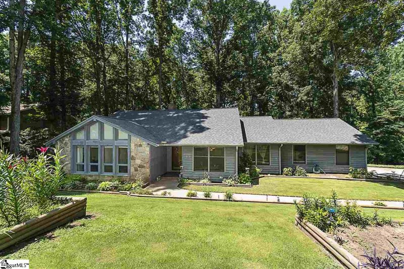 Property image 2 at 104 Warrington Drive, Easley, SC 29642