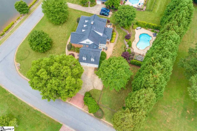 Property image 3 at 304 Holborne Drive, Easley, SC 29642